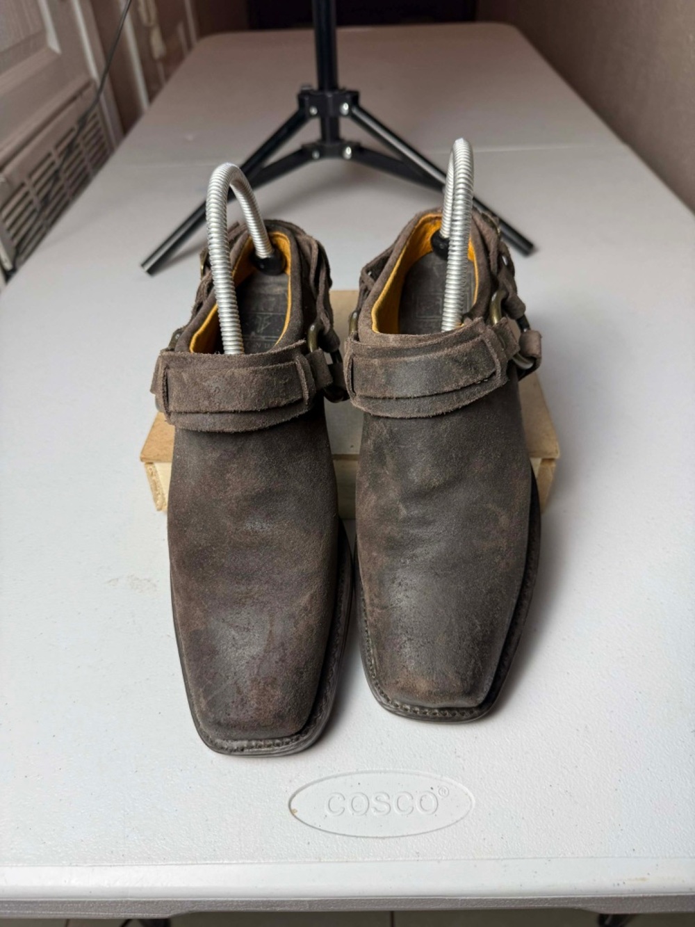 FRYE Belted Harness Mules
Clogs Biker Riding Brown Leather Size 7.5 USA Made - Picture 13 of 14